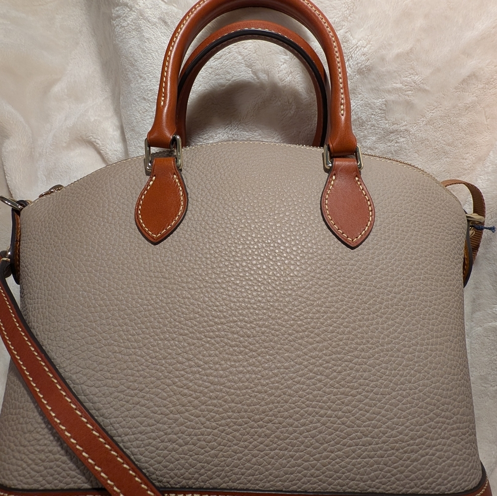 NWT DOONEY & BOURKE DOME SATCHEL DARCY BAG ELEPHANT TAUPE w/ TAN TRIM SOLD OUT - Picture 8 of 13
